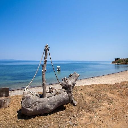 Elpiniki Luxury Apartments Nea Poteidaia Esterno foto